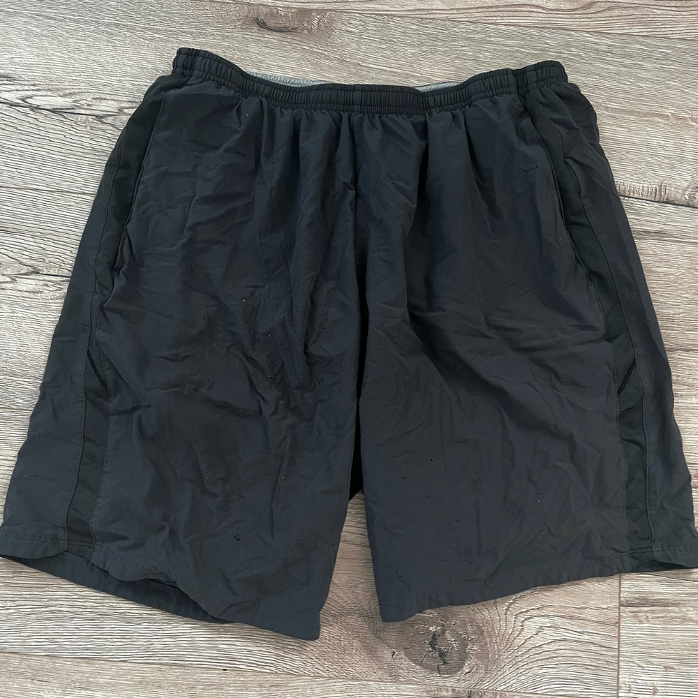 Athletic shorts